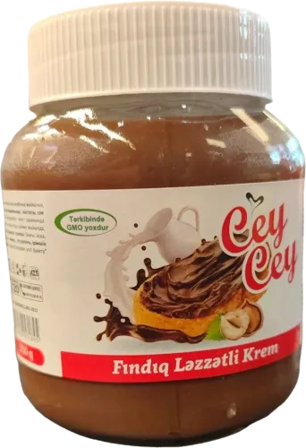 Chocolate-nut cream with hazelnut