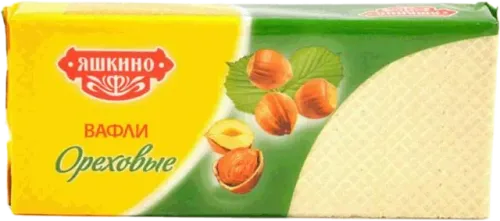 Xrustyasie fındıqlı vaflilər